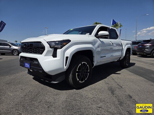 Used 2026 Toyota Tacoma TRD Sport AWD/4WD image 3