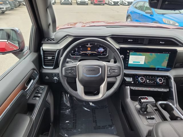 Used 2024 GMC Sierra 1500 Denali w/ Technology Package AWD/4WD image 11