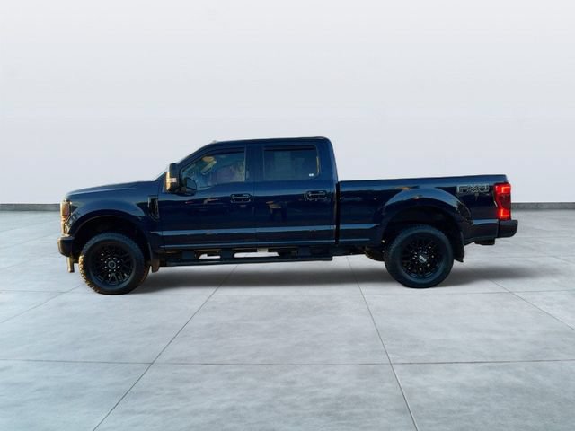 Certified 2022 Ford F350 Lariat w/ Black Appearance Package AWD/4WD image 4