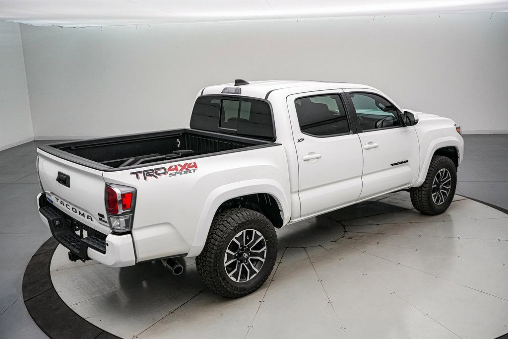 Used 2022 Toyota Tacoma TRD Sport image 5