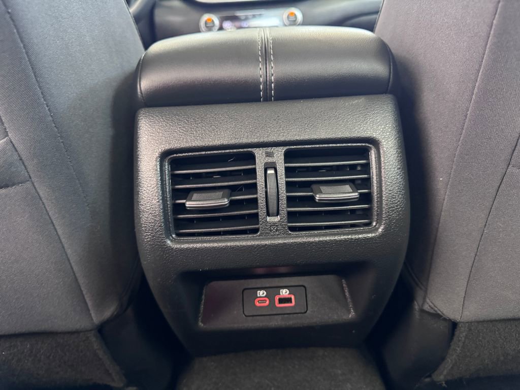 Used 2019 Nissan Altima 2.5 SV image 14