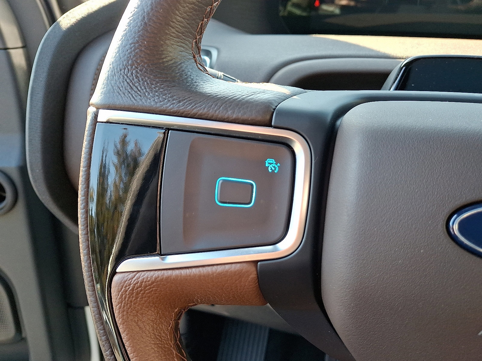 Certified 2025 Ford Expedition King Ranch image 23