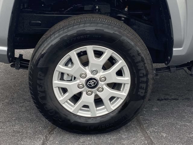Used 2025 Toyota Tacoma SR RWD image 7