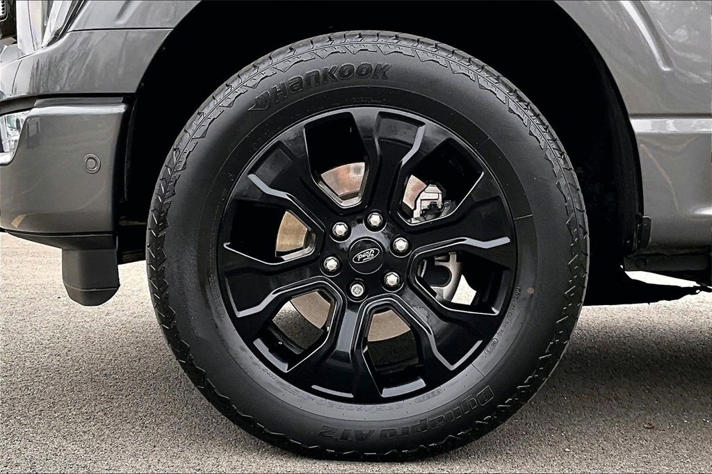 Certified 2022 Ford F150 Lariat w/ Equipment Group 502A High image 9