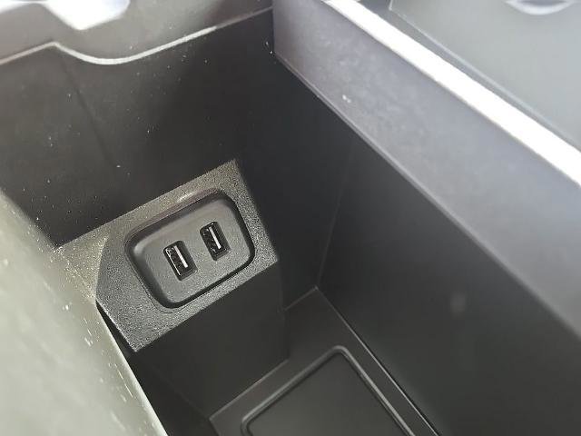 Used 2024 Chevrolet Equinox Premier image 29