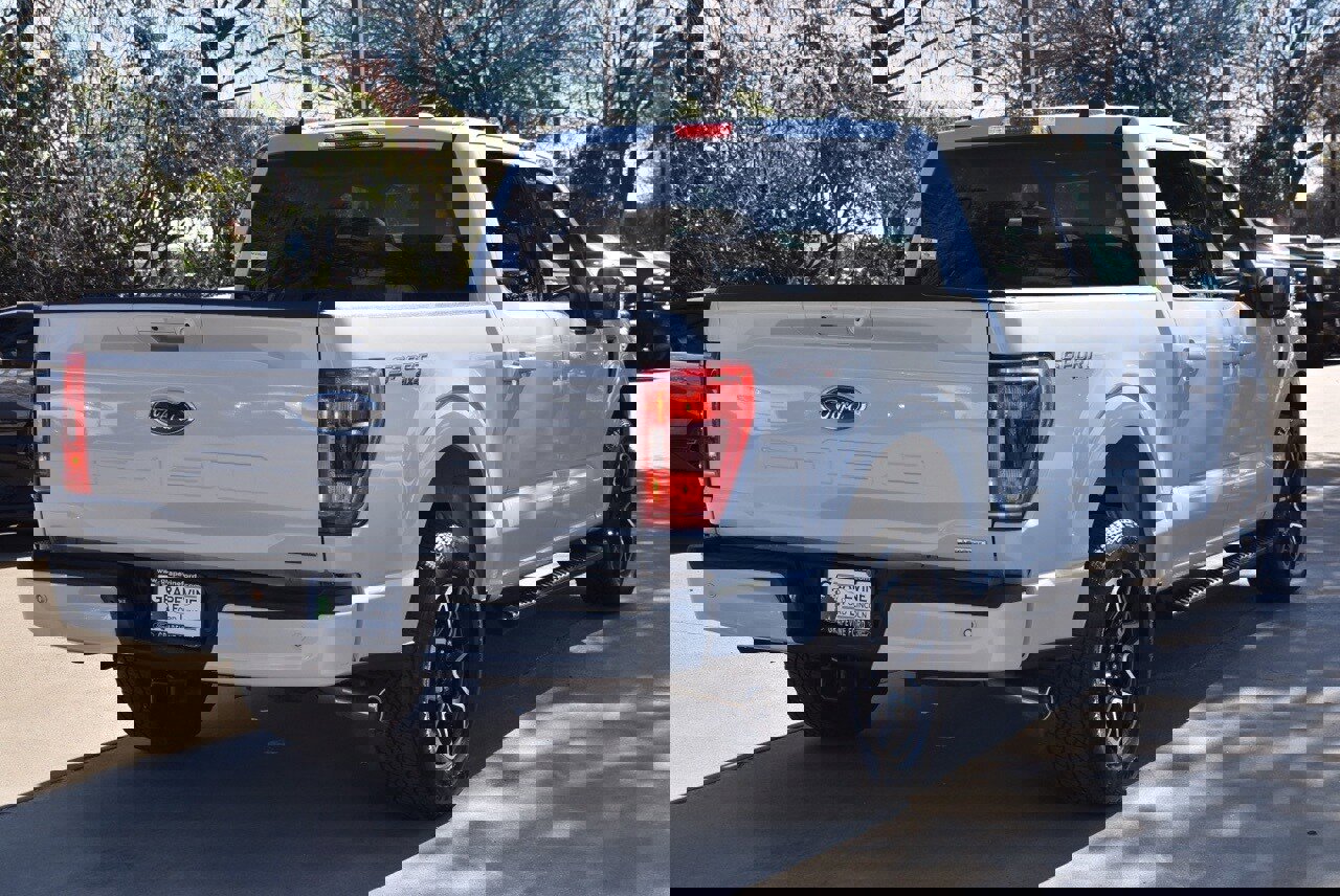 Certified 2022 Ford F150 XLT w/ Equipment Group 302A High image 8