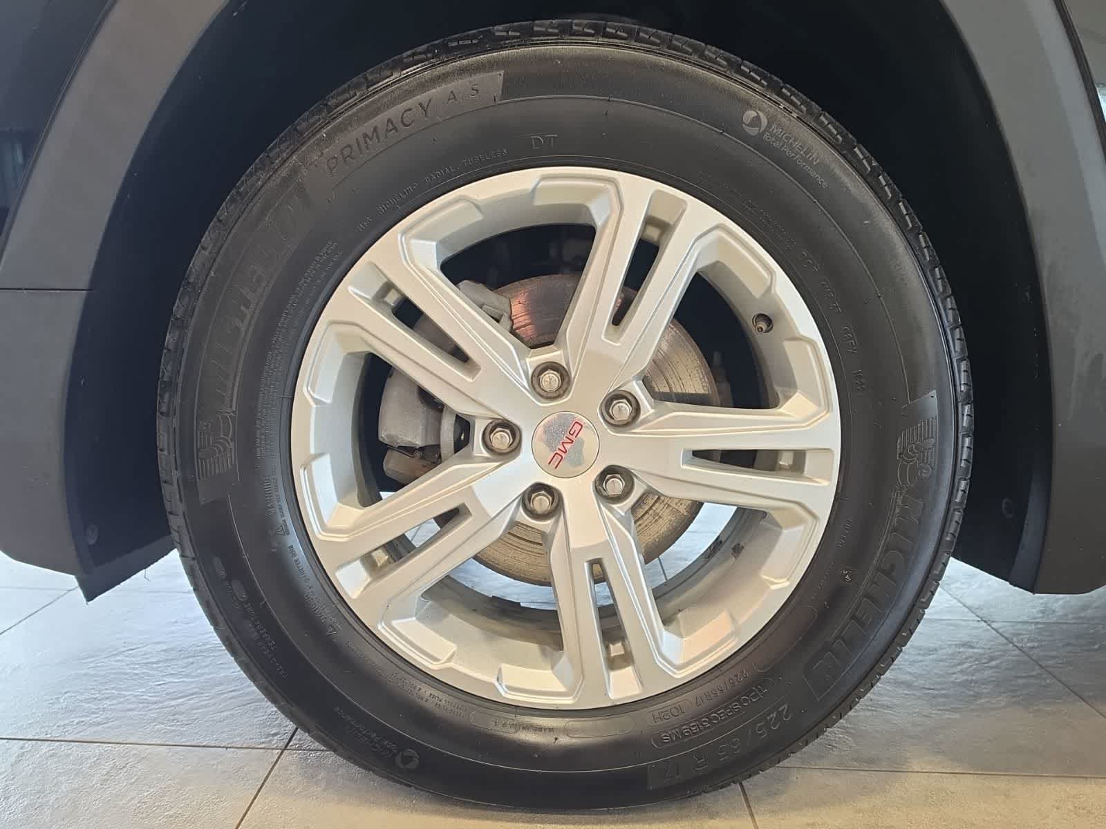 Used 2020 GMC Terrain SLE w/ Driver Convenience Package FWD image 13