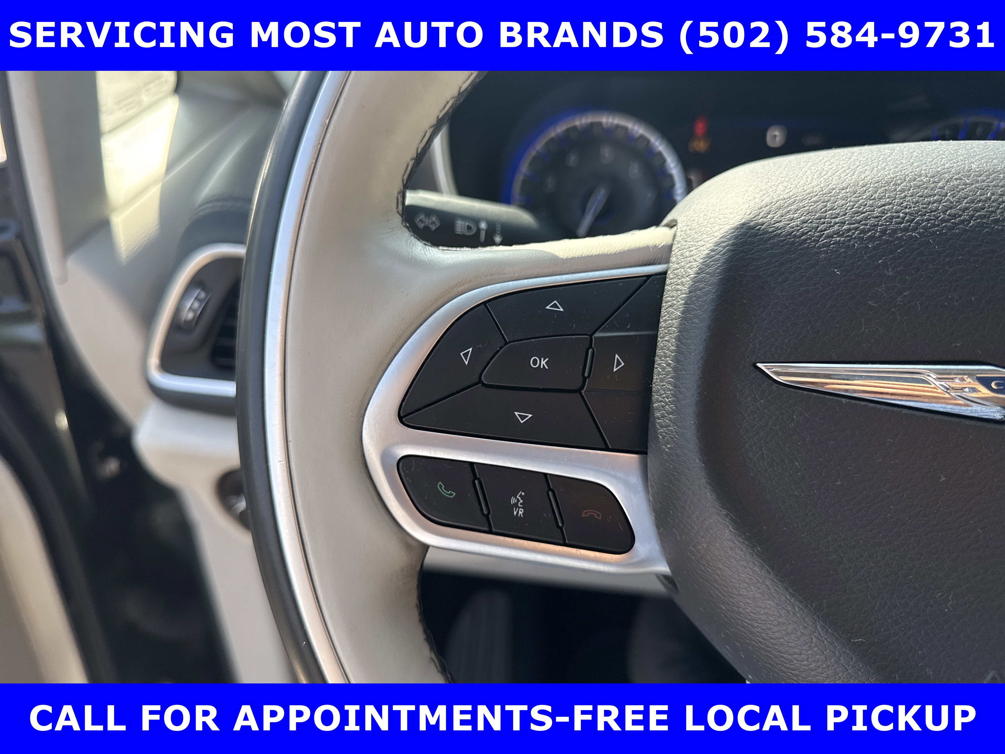 Used 2018 Chrysler Pacifica Limited FWD image 30