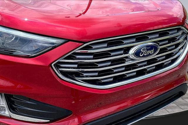 Certified 2023 Ford Edge Titanium AWD/4WD image 28