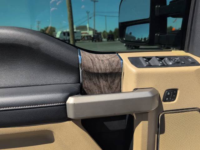 Certified 2019 Ford F250 Lariat w/ Lariat Value Package AWD/4WD image 14