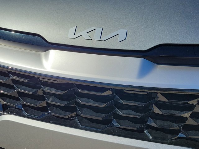 Used 2024 Kia Sportage EX image 7