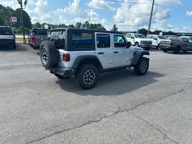Used 2024 Jeep Wrangler Unlimited Rubicon AWD/4WD image 38