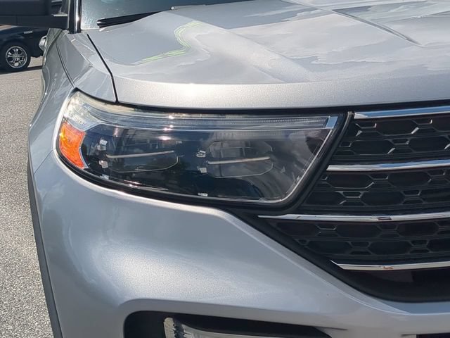 Certified 2022 Ford Explorer XLT w/ Equipment Group 202A RWD image 11