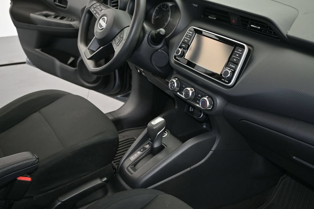 Used 2025 Nissan Kicks Play S FWD image 16