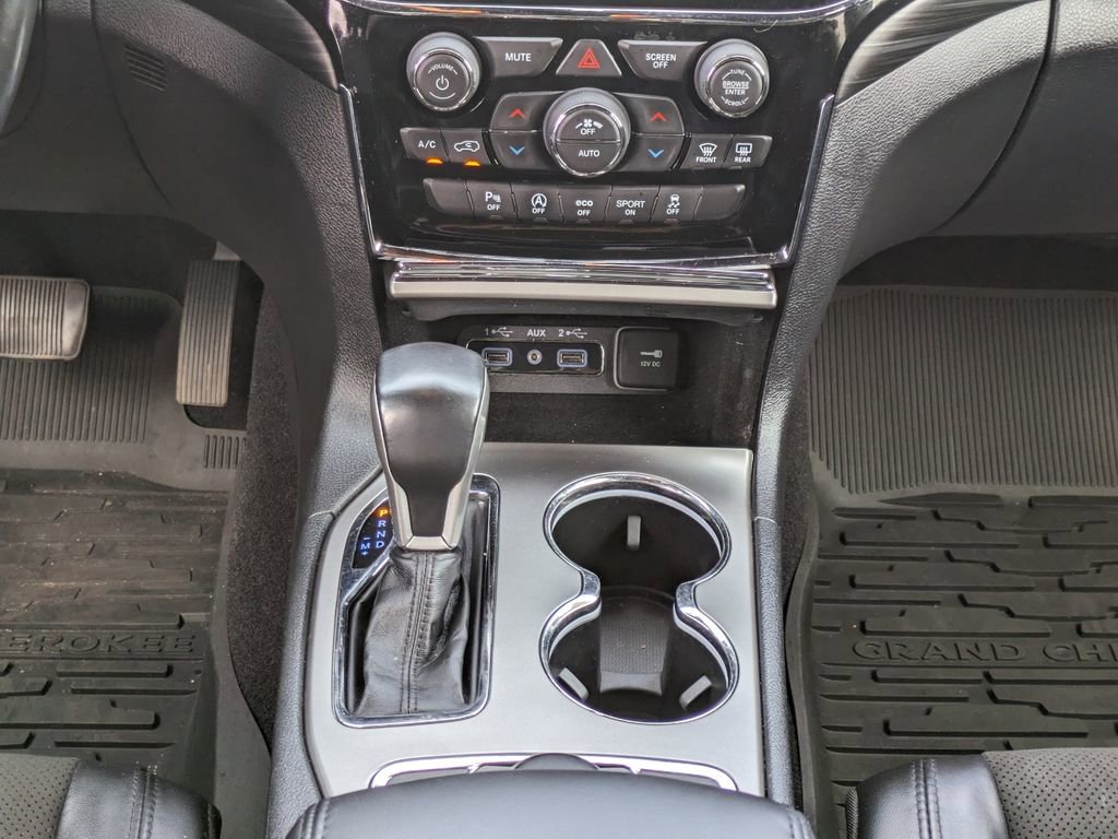 Used 2020 Jeep Grand Cherokee Laredo w/ Quick Order Package 2BN North AWD/4WD image 19
