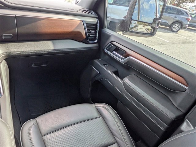 Used 2025 GMC Sierra 2500 Denali w/ Denali Reserve Package image 16
