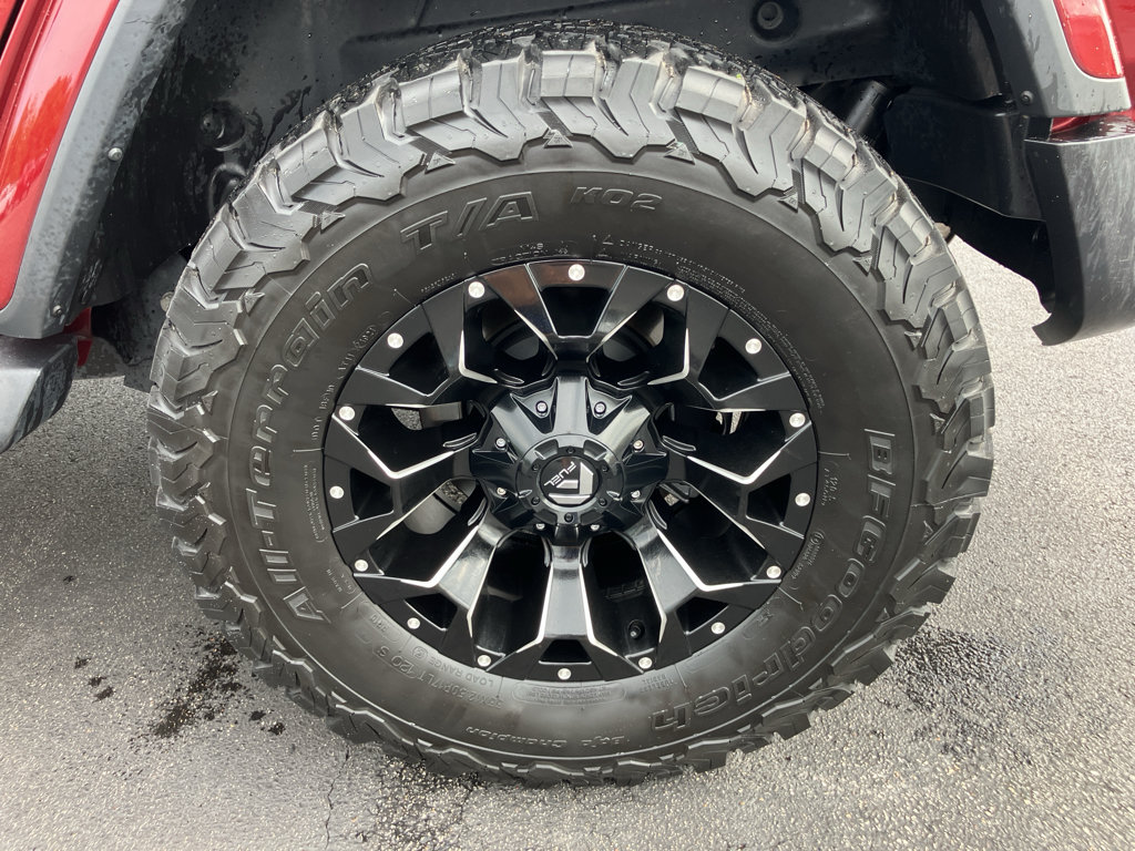 Used 2021 Jeep Wrangler Unlimited Sahara AWD/4WD image 12