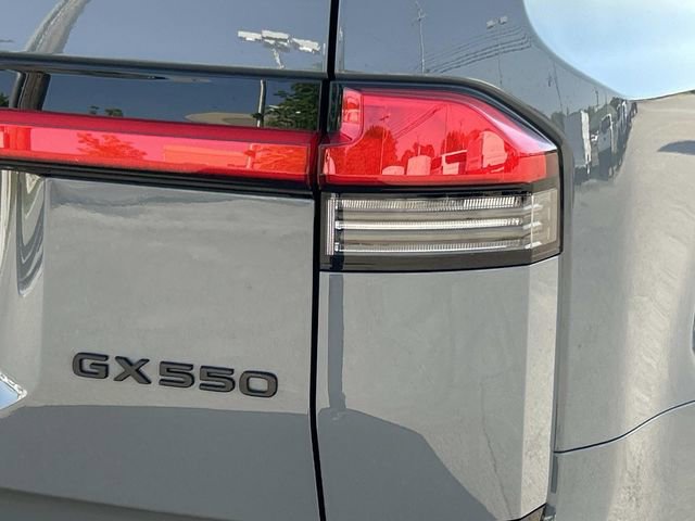 Used 2024 Lexus GX 550 AWD/4WD image 11
