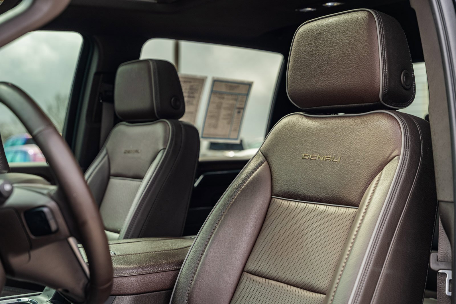 Used 2024 GMC Sierra 2500 Denali w/ Denali Reserve Package image 28