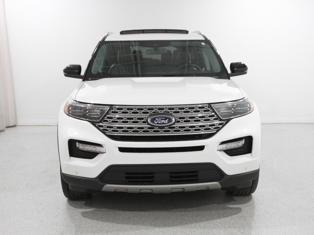 Certified 2022 Ford Explorer Limited w/ Equipment Group 301A image 4