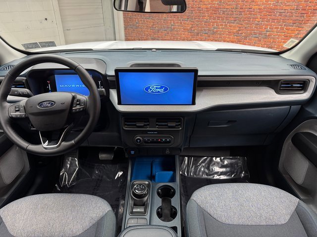 Certified 2025 Ford Maverick XLT w/ Equipment Group 301A image 13