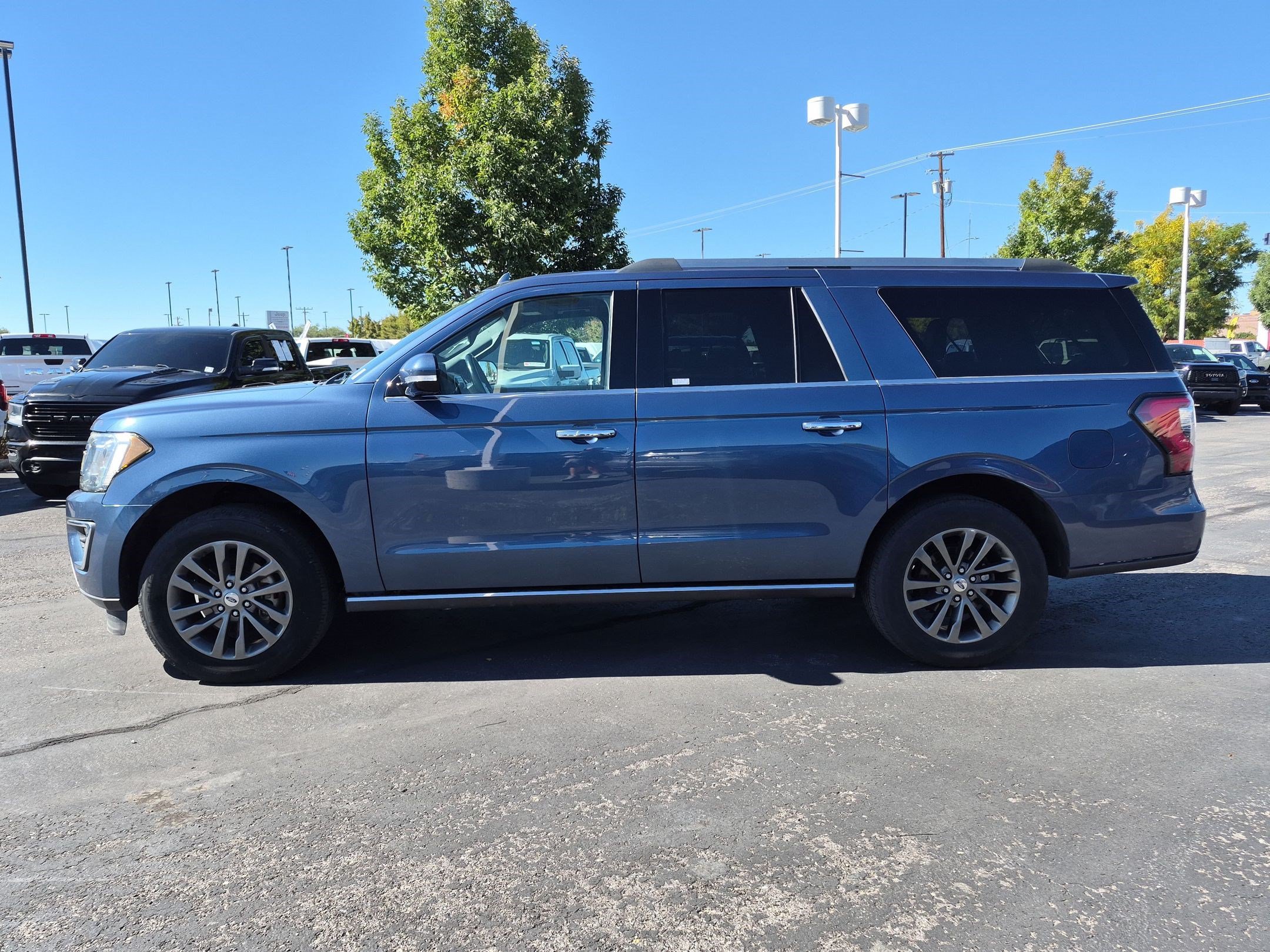 Certified 2020 Ford Expedition Max Limited w/ Equipment Group 301A AWD/4WD image 10