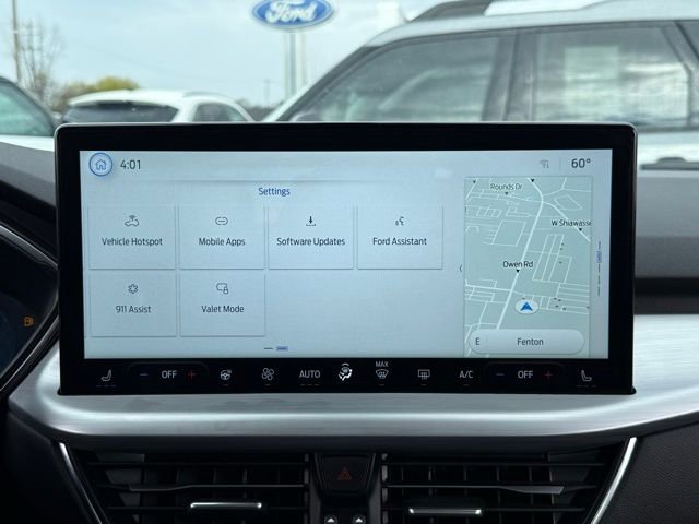 Certified 2024 Ford Escape Platinum AWD/4WD image 29