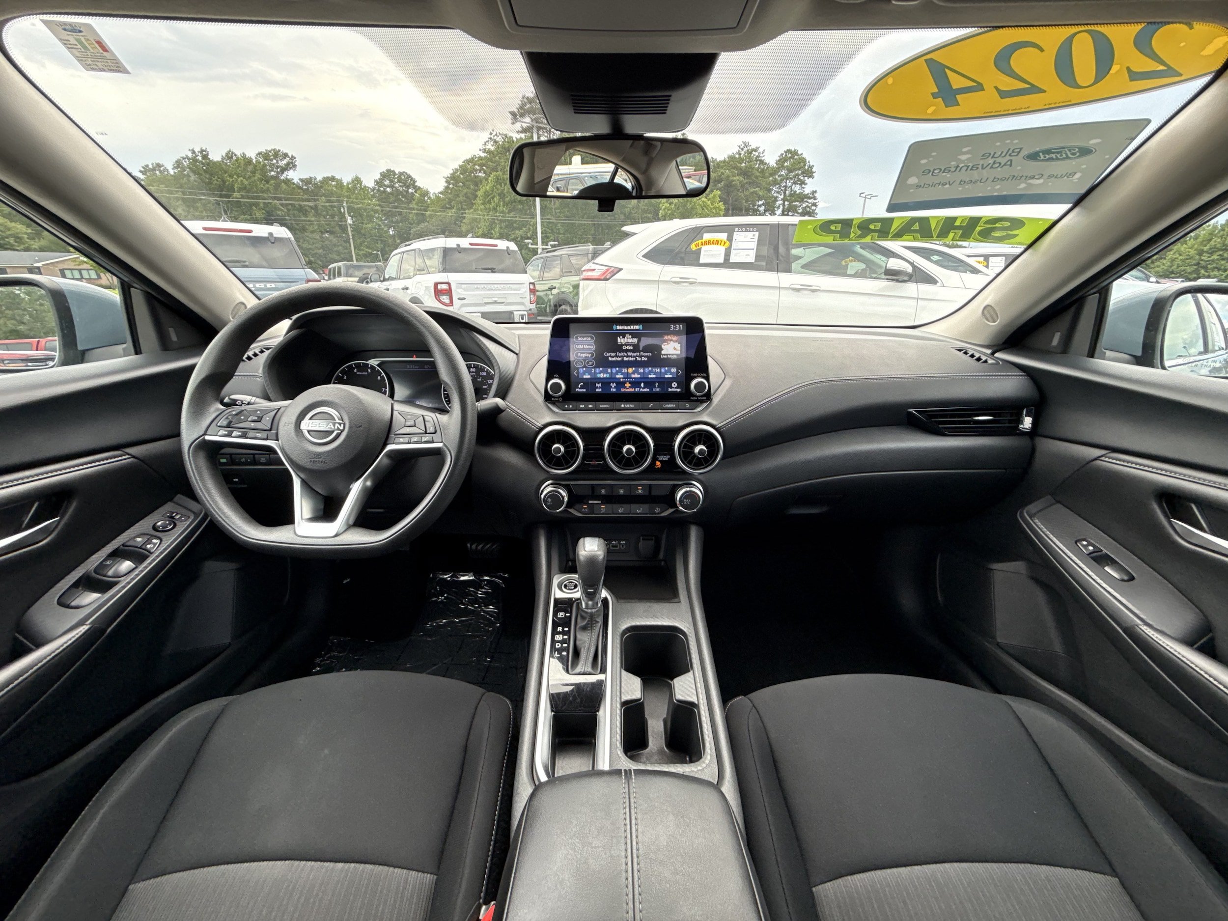 Used 2024 Nissan Sentra SV FWD image 12