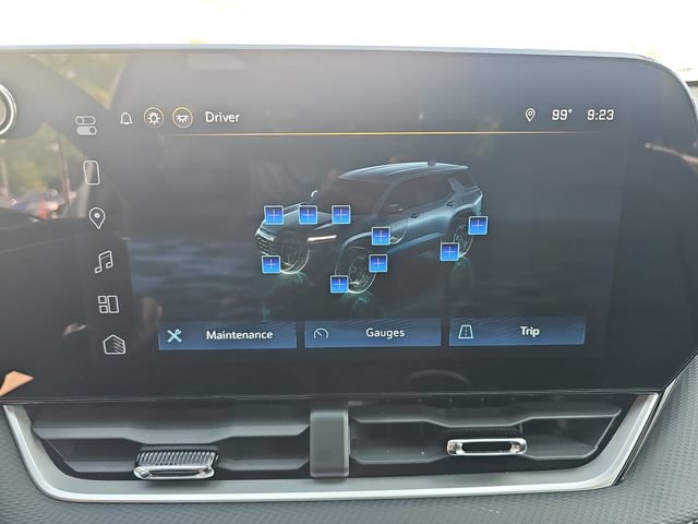 Used 2025 Chevrolet Equinox LT w/ Convenience Package II FWD image 21