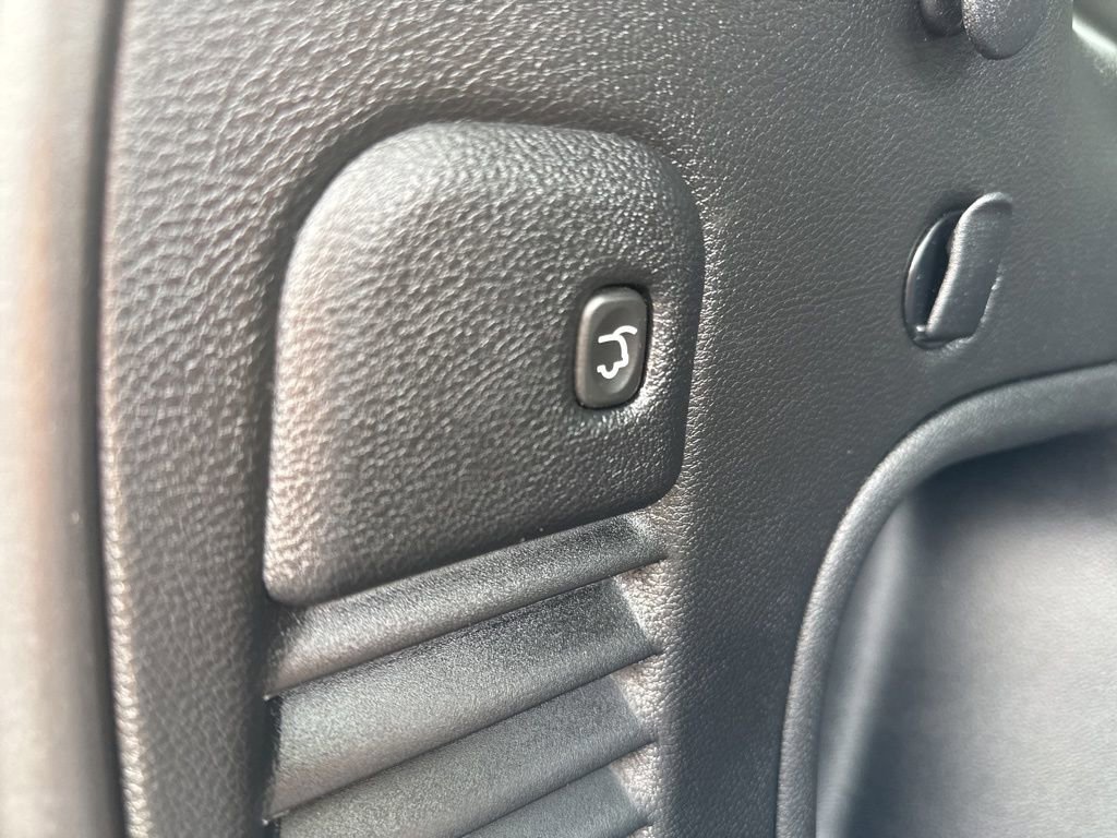 Used 2022 Jeep Grand Cherokee Laredo X image 14