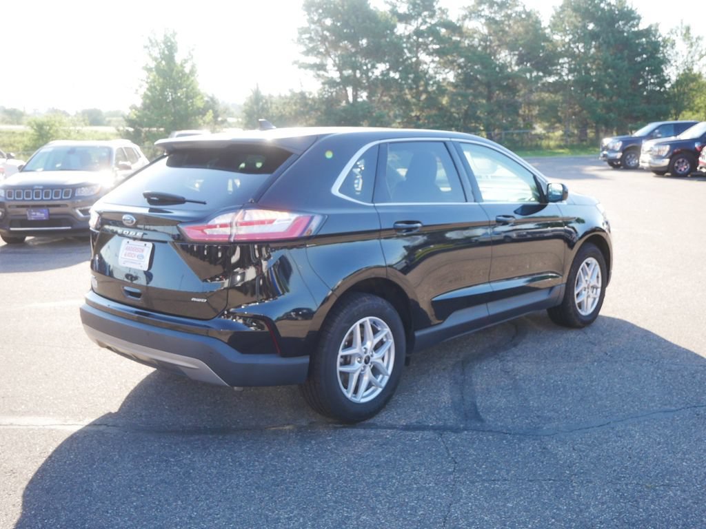 Certified 2024 Ford Edge SEL AWD/4WD image 6