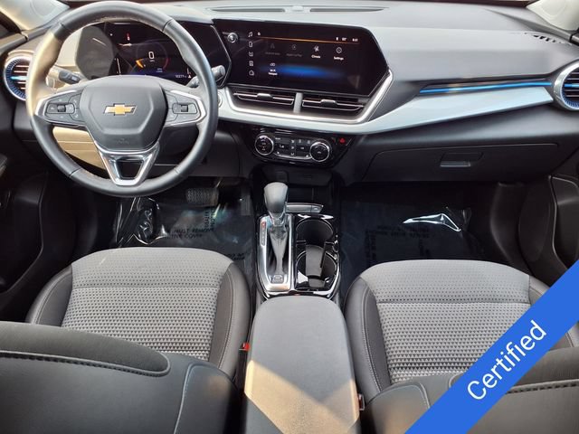 Used 2025 Chevrolet Trax LT w/ Driver Confidence Package FWD image 9