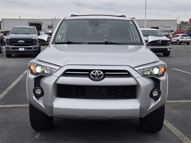 Used 2022 Toyota 4Runner SR5 Premium w/ Moonroof Package image 8