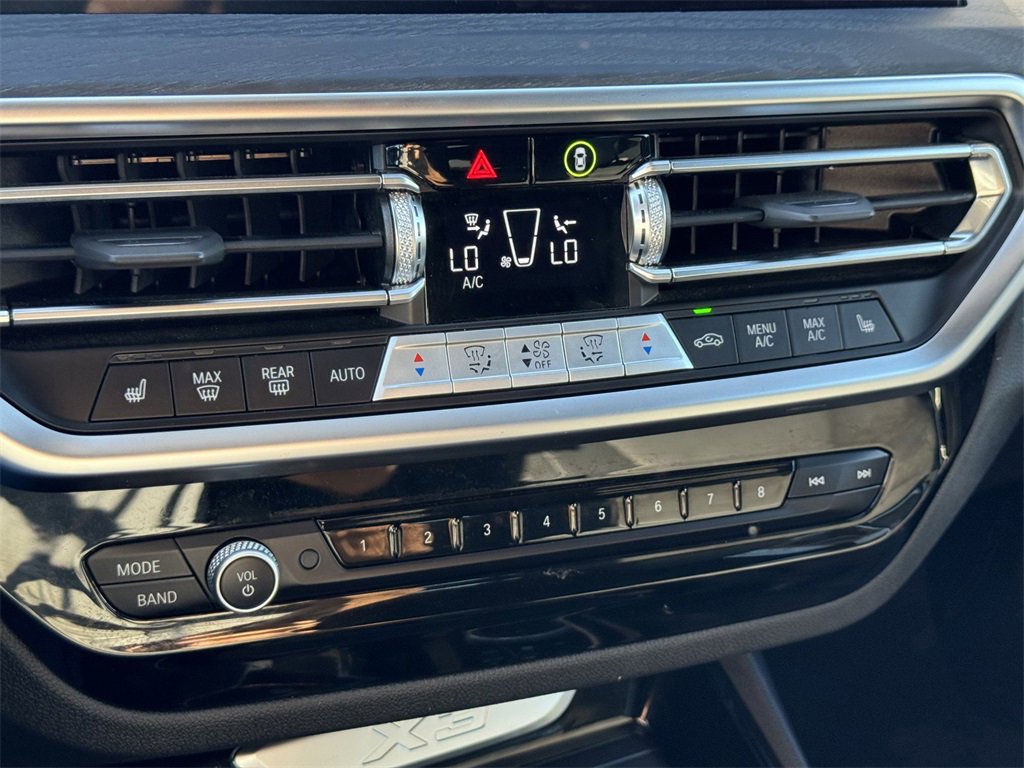 Used 2024 BMW X3 sDrive30i image 16