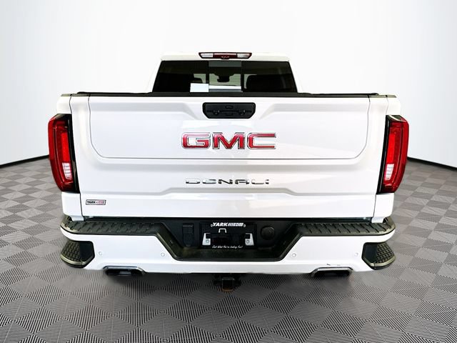 Used 2024 GMC Sierra 1500 Denali w/ Denali Reserve Package AWD/4WD image 10