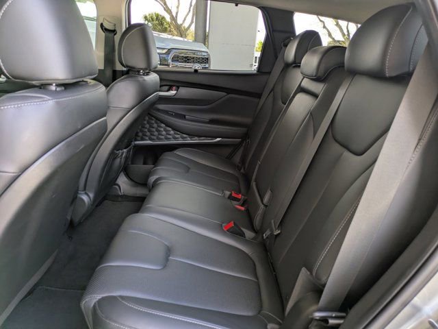 Used 2023 Hyundai Santa Fe SEL w/ Premium Package image 17