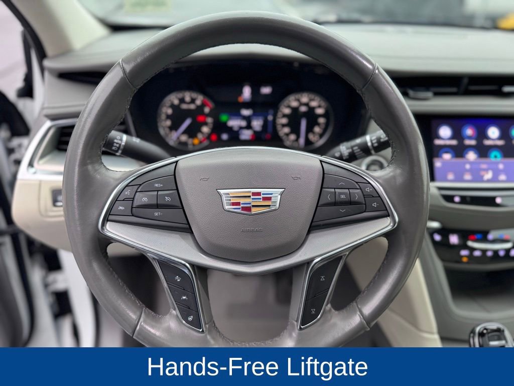 Used 2020 Cadillac XT5 Premium Luxury image 13