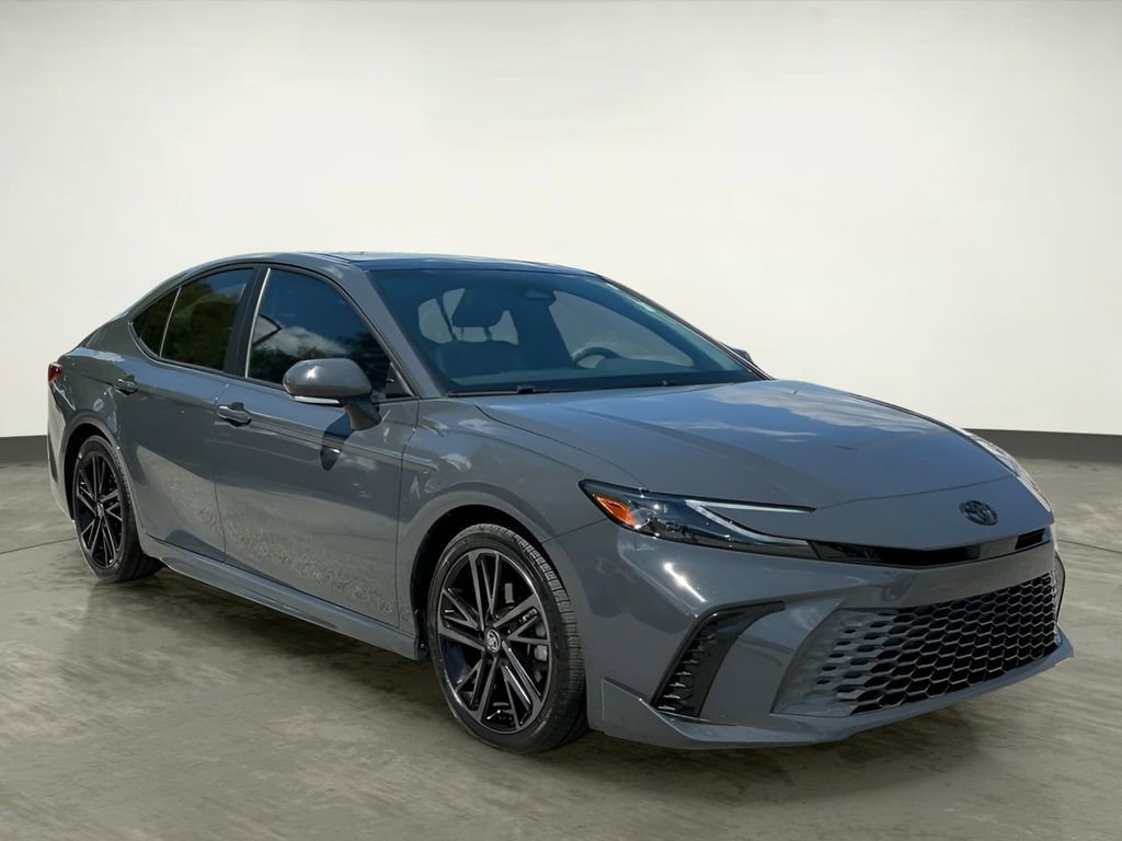 Used 2025 Toyota Camry XSE FWD image 10