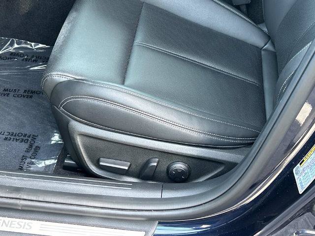 Used 2026 Genesis G70 2.5T RWD image 17