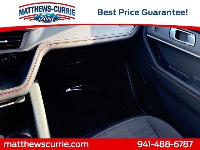 Certified 2025 Ford Explorer ST-Line w/ ST-Line Street Pack image 25