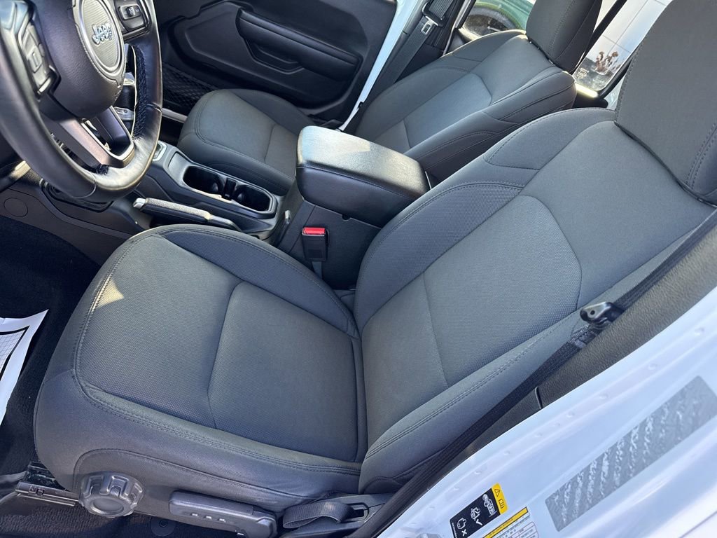 Used 2021 Jeep Wrangler Unlimited Sport image 24