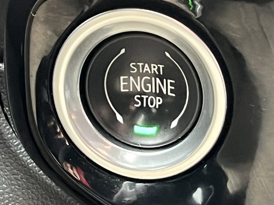 Used 2024 Chevrolet Silverado 1500 ZR2 image 32