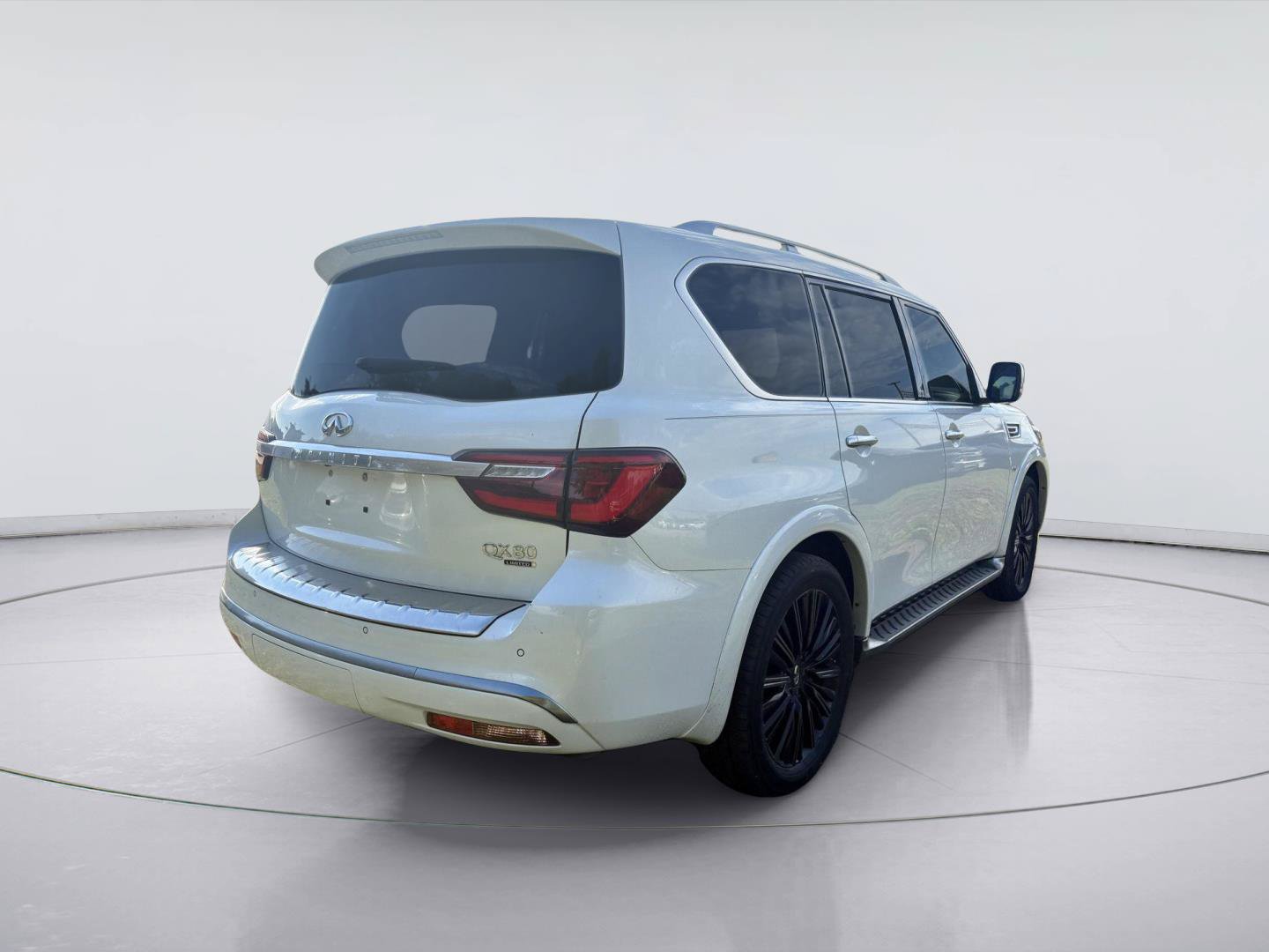 Used 2019 INFINITI QX80 Limited w/ All-Season Package AWD/4WD image 5