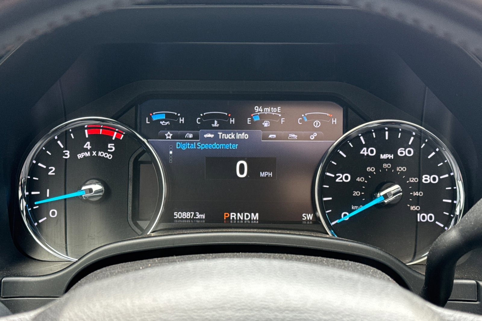 Certified 2021 Ford F250 Platinum w/ FX4 Off-Road Package image 24