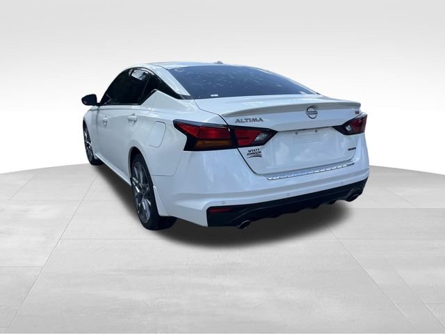 Used 2023 Nissan Altima 2.0 SR FWD image 6