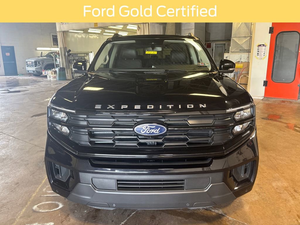 Certified 2025 Ford Expedition Max Active AWD/4WD image 2