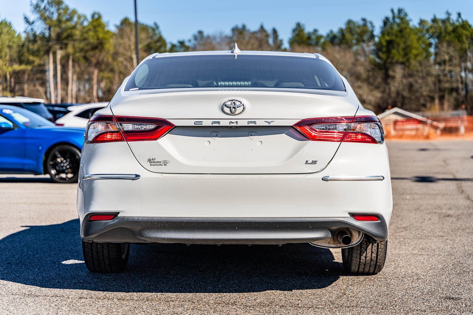 Used 2022 Toyota Camry LE image 4