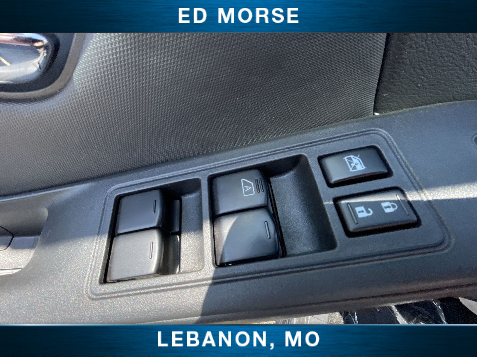 Used 2023 Nissan Frontier SV AWD/4WD image 21