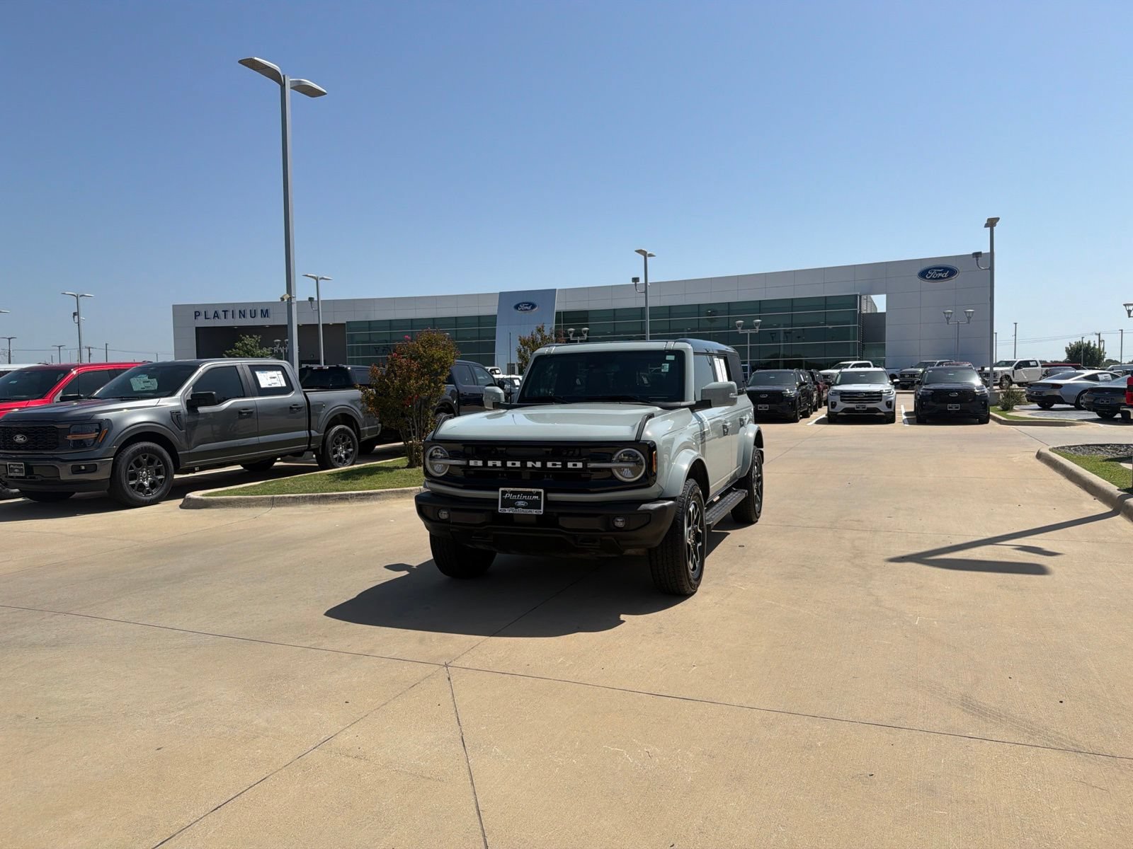 Certified 2024 Ford Bronco Outer Banks AWD/4WD image 27