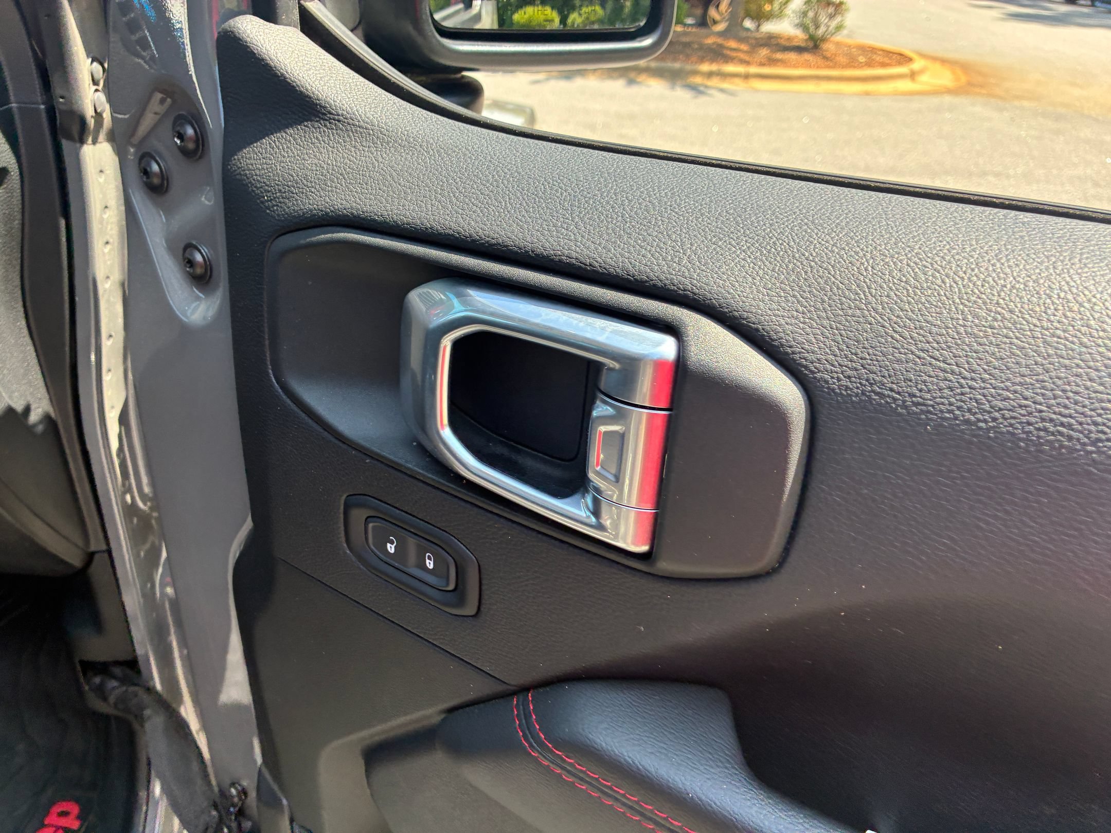 Used 2021 Jeep Gladiator Rubicon AWD/4WD image 31